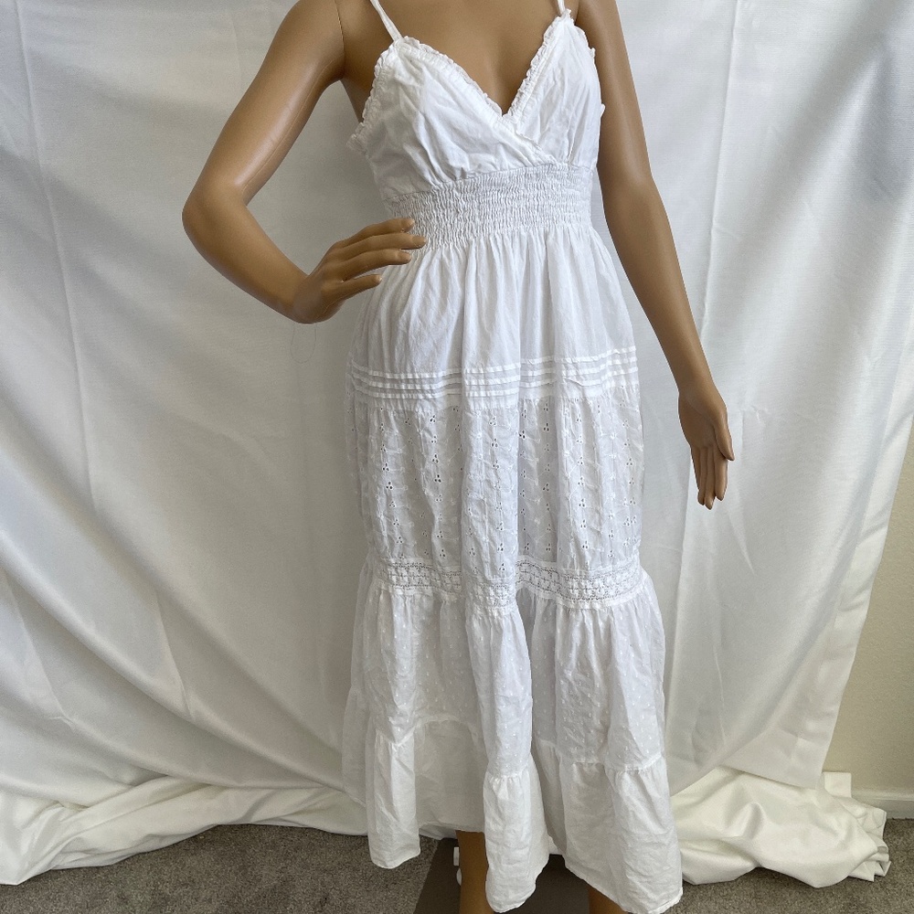 Brand new speed control baby lace dress without tags Size L